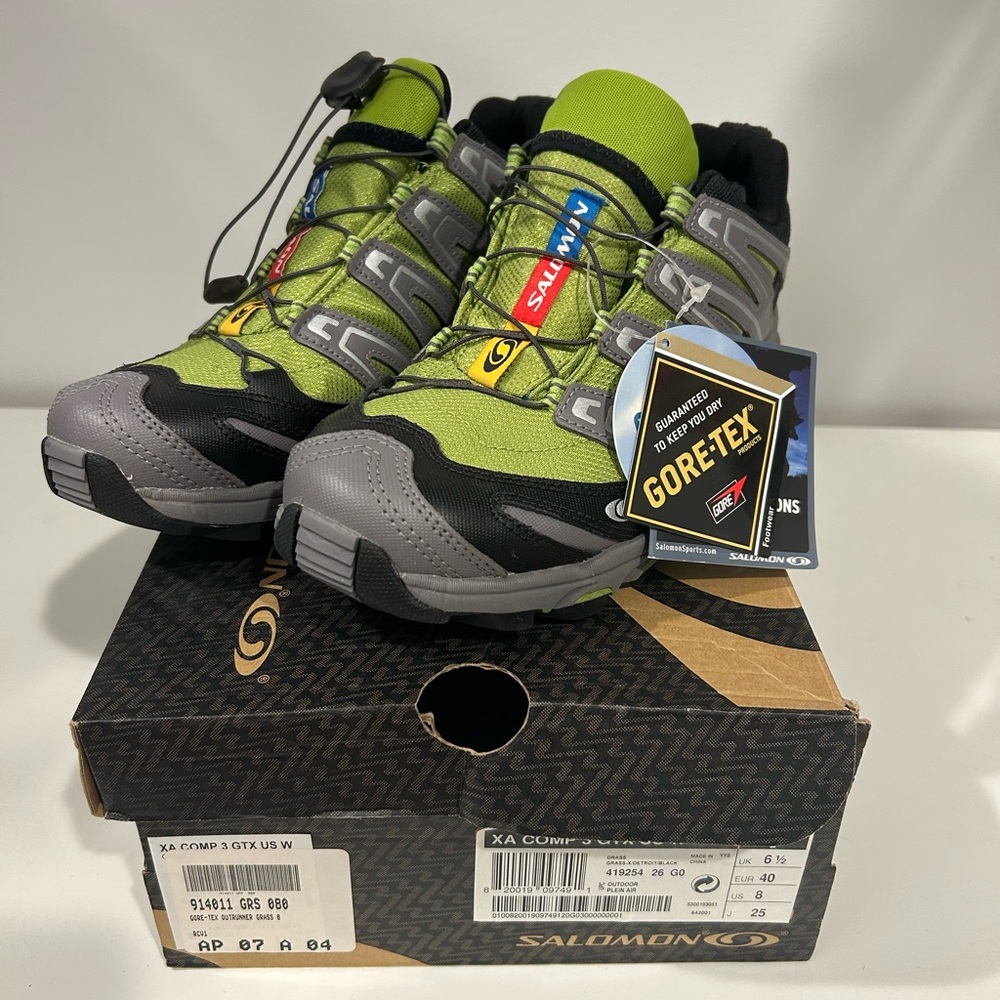 NWT Salomon Trail Shoes, Women’s size 8
